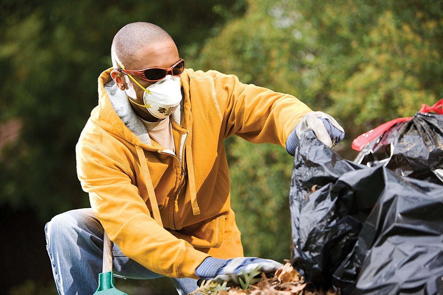 3M™ Particulate Respirator 8210 8210D20-DC, 20 eaches/pack, 4 packs/case