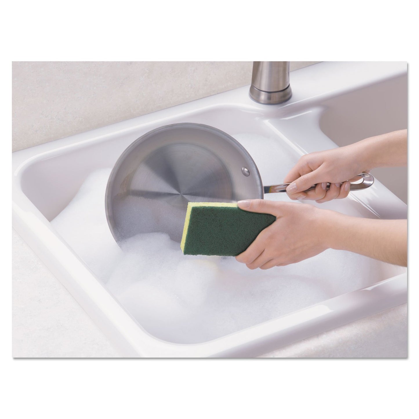 Scotch-Brite® Heavy Duty Scrub Sponge HD-3-S25, 8/3