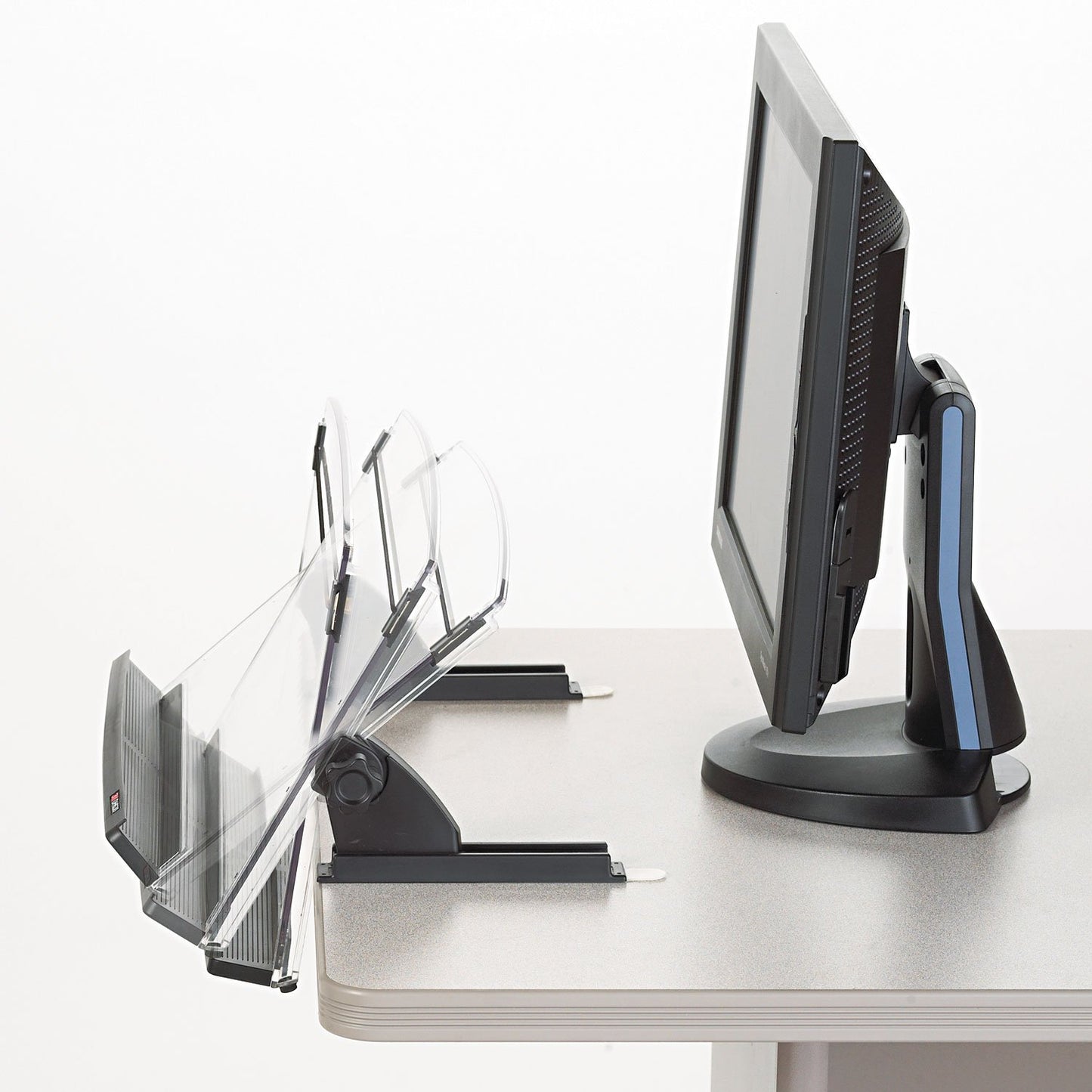 DH630 3M(TM) Desktop Document Holder 14 in x 12 in x 3 in