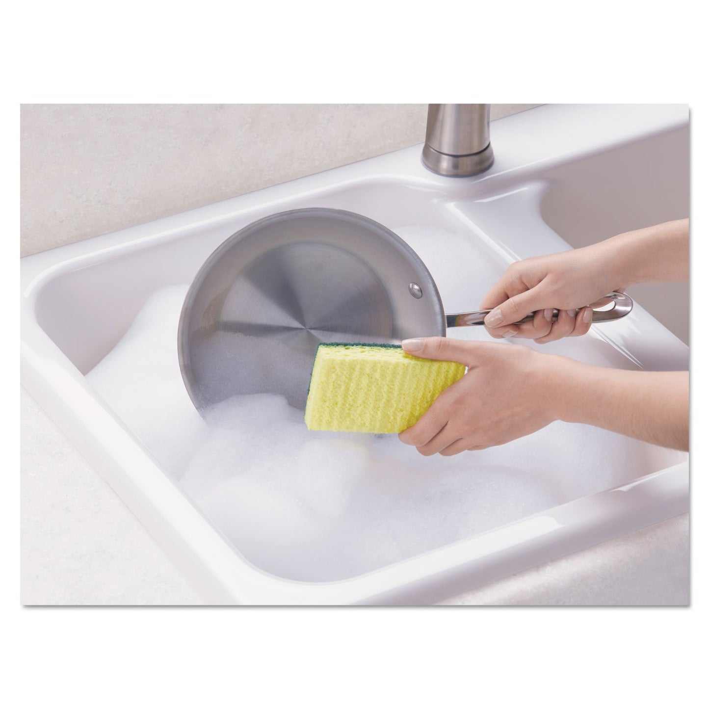 Scotch-Brite® Heavy Duty Scrub Sponge HD-3-S25, 8/3