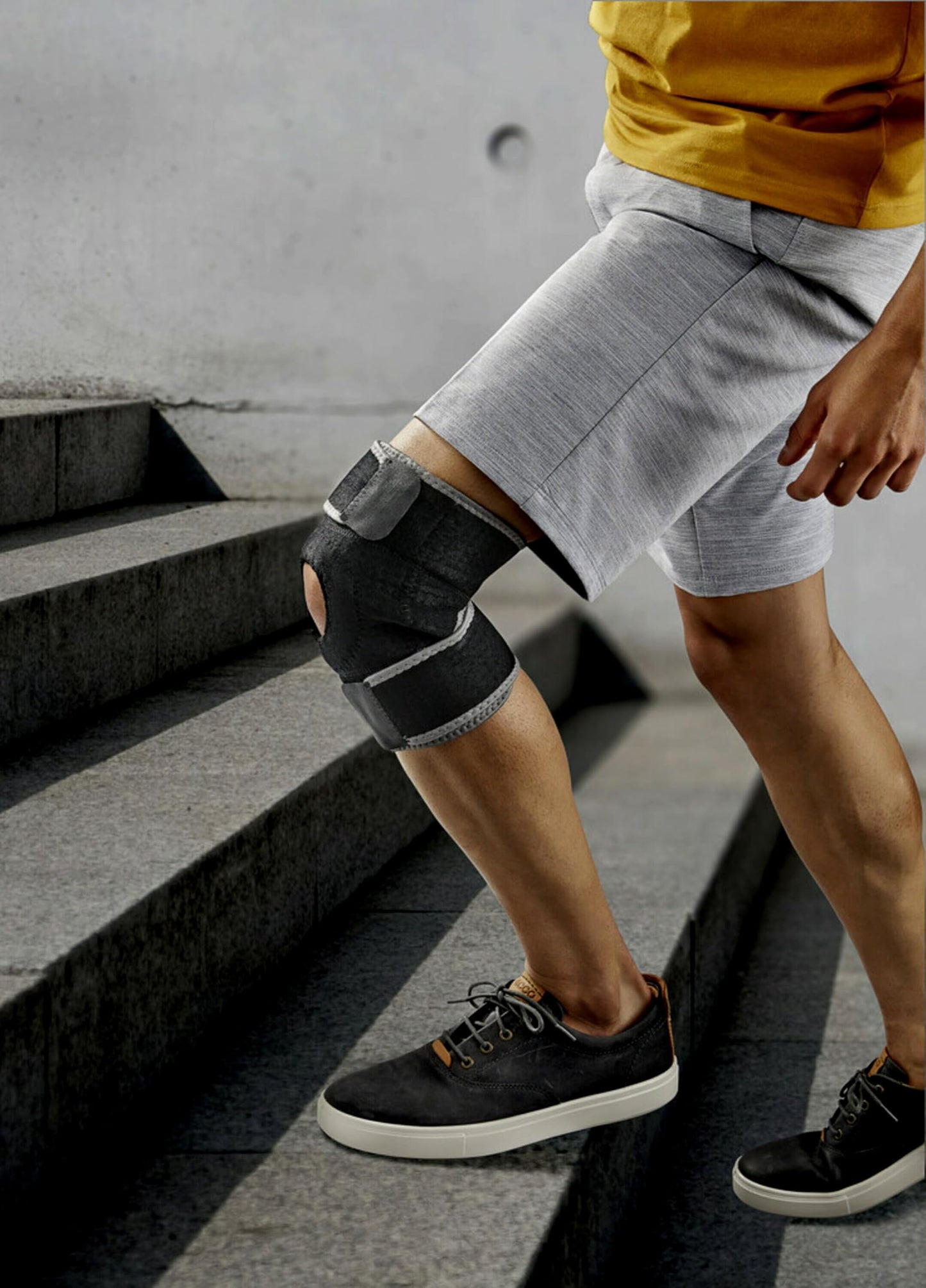 ACE™ Knee Support 207247-SIOC, One Size Adjustable