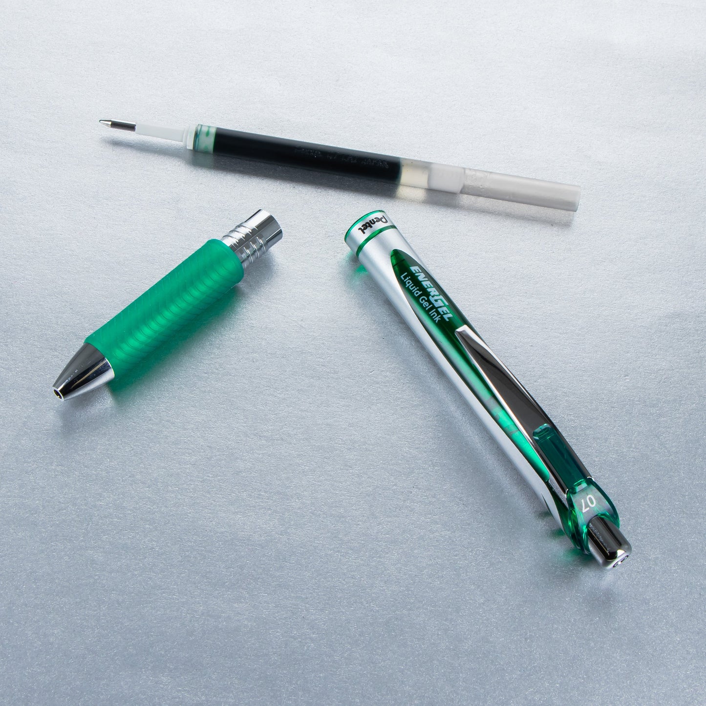 Pentel EnerGel RTX Retractable Liquid Gel Pen, (0.7mm) Metal Tip, Medium Line,Green Ink (BL77-D)